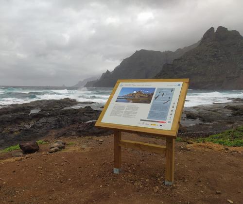 Sendero litoral de La Punta del Hidalgo (La Laguna - Tenerife)
